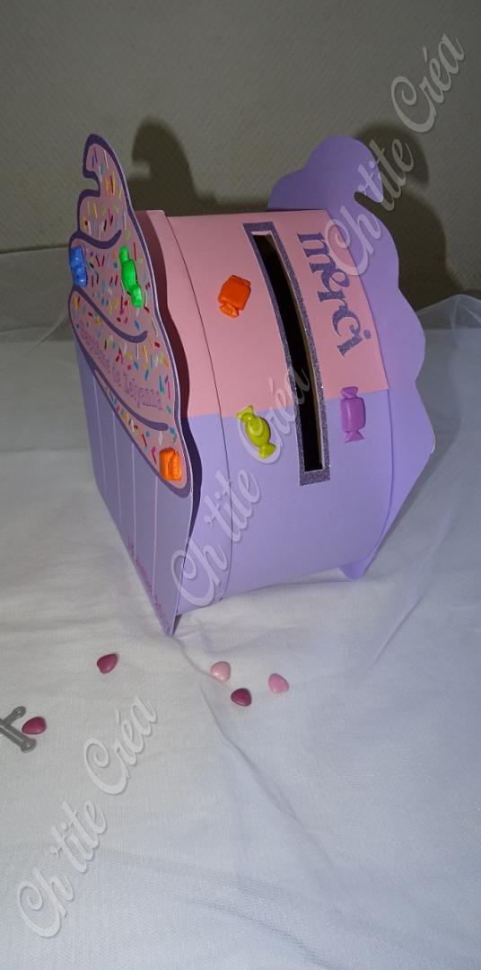 Urne coeur baptême cupcake, avec friandises en 3D, rose clair mauve et violet pailleté