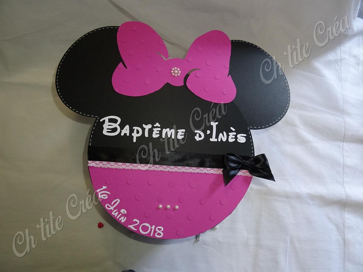 Urne ronde baptême Minnie, dentelle et perles, reproduction du faire part, noir rose fushia et blanc